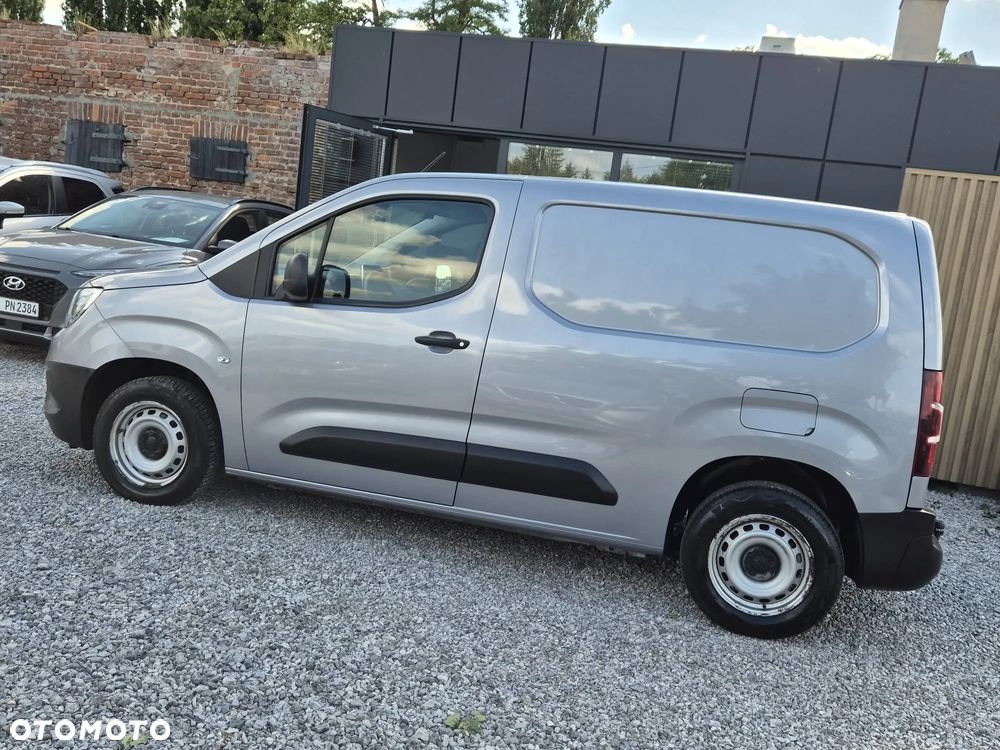 Opel COMBO - 8