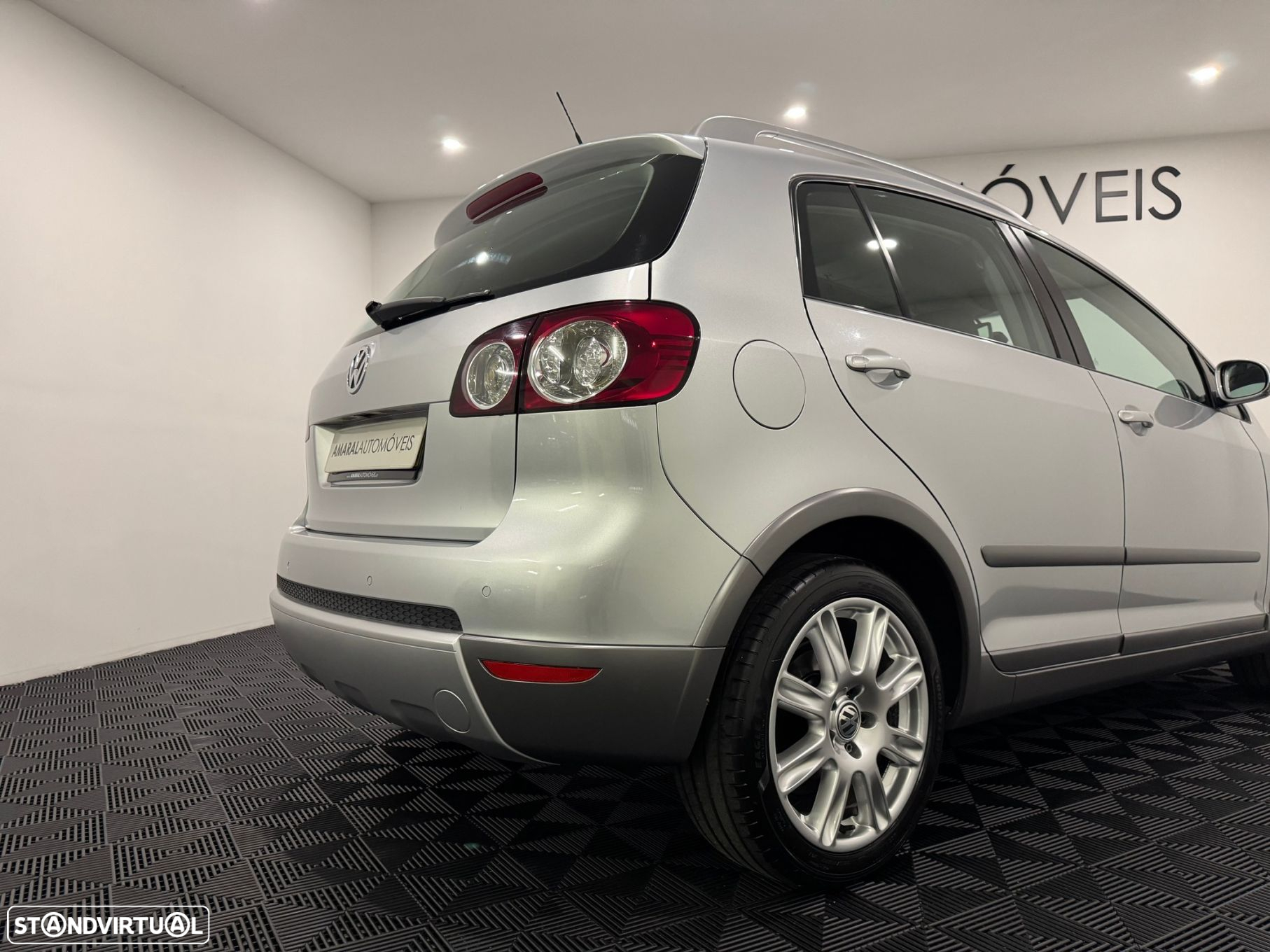 VW Golf 1.9 TDi Confortline - 26
