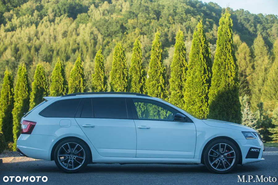Skoda Octavia 2.0 TDI RS DSG - 8