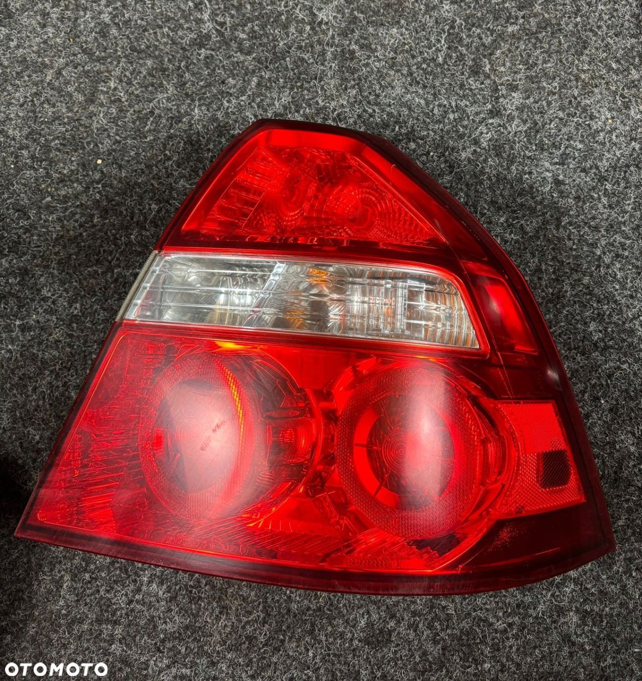 CHEVROLET AVEO T250 LAMPA TYL TYLNA PRAWA 20-0611R - 1