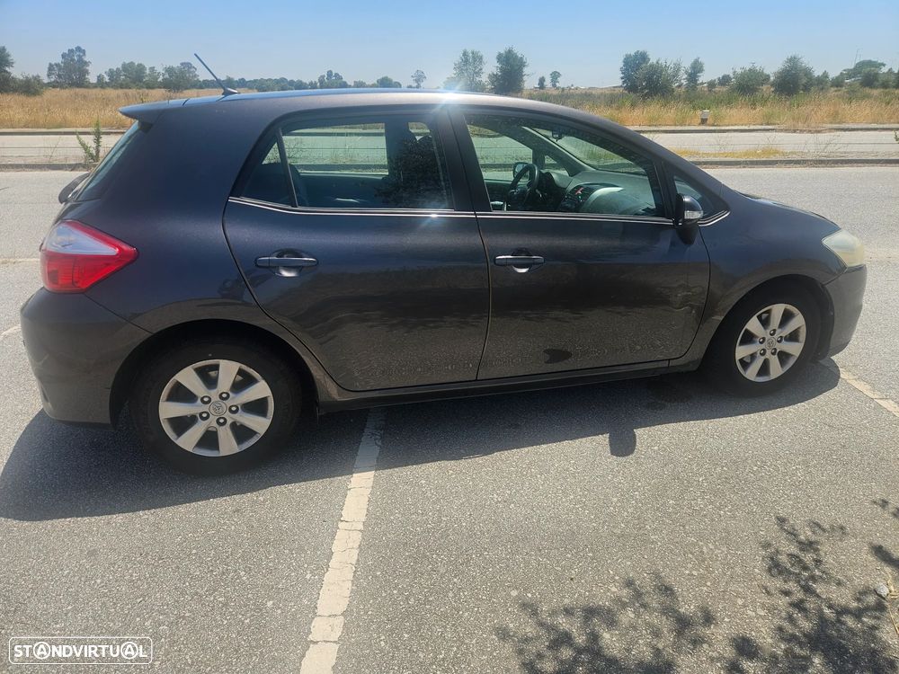 Toyota Auris 1.4 D-4D ACtive 110g - 4