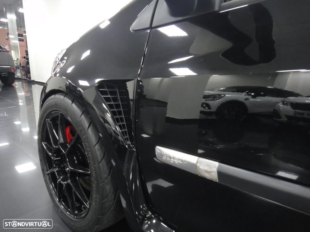 Renault Clio 2.0 16V Sport - 9