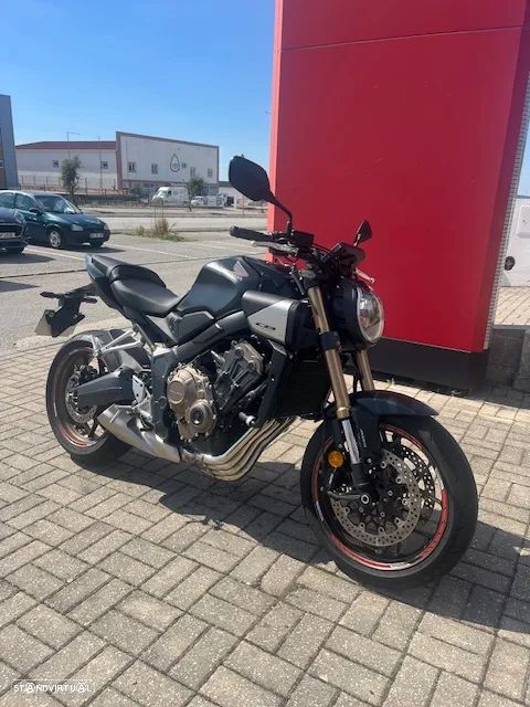 Honda CB 650R - 4