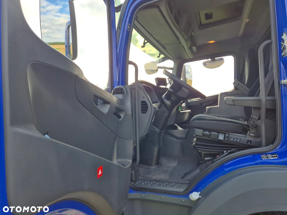 Mercedes-Benz Atego 1224 7.75m TOP1 STAN WINDA HAK z Niemiec tylko 320 000km UBRANIÓWKA czyściutki 6 cylindrów - 28