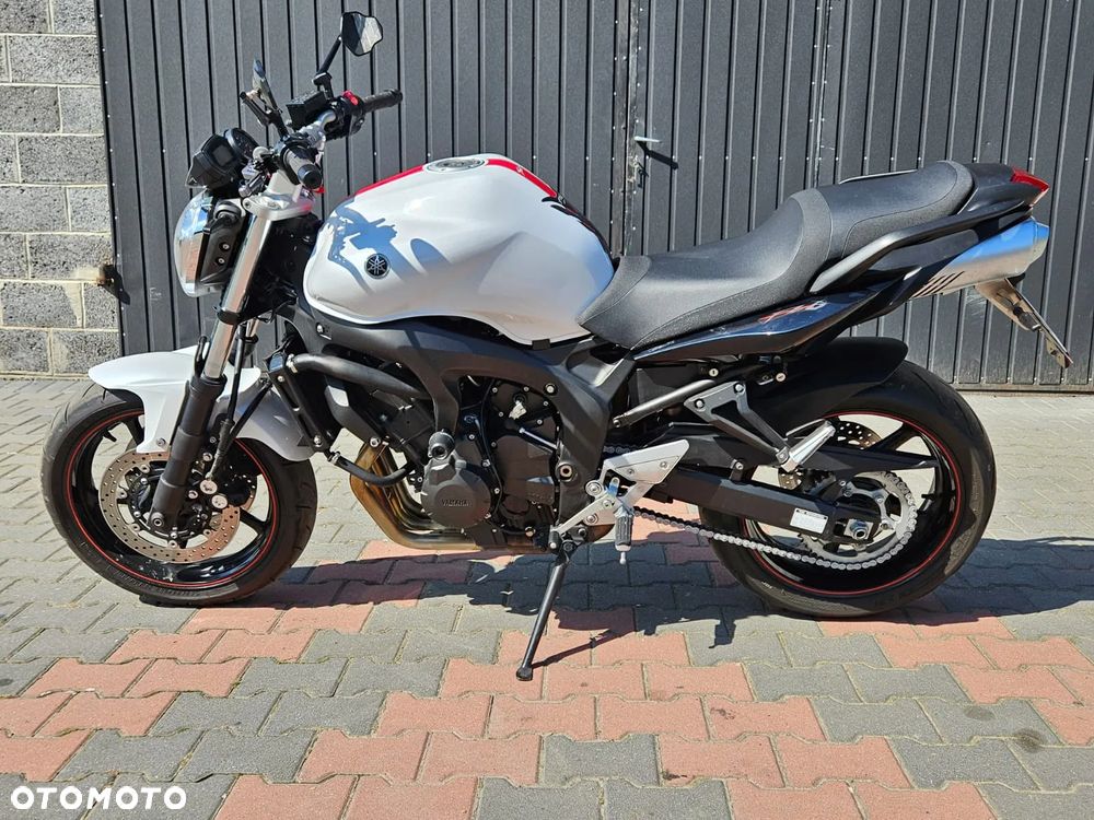 Yamaha FZ6 - 4