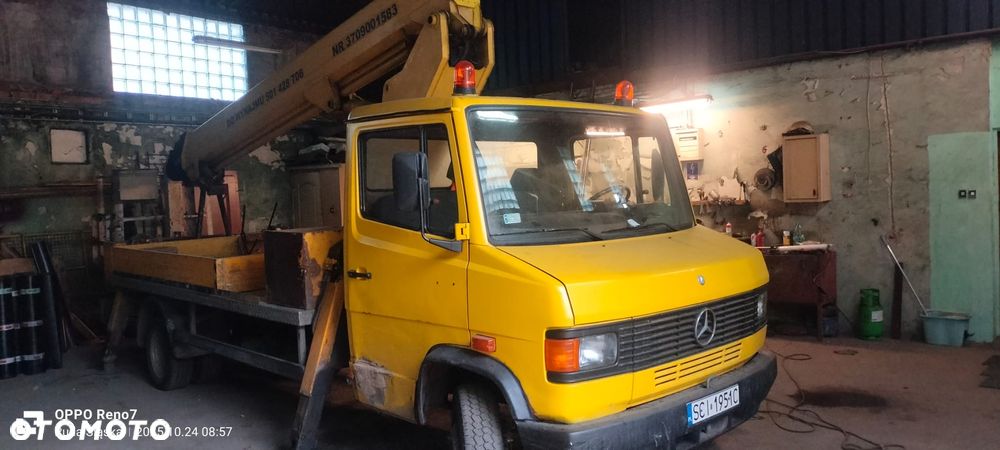 Mercedes-Benz Seria t2 z podnośnikiem koszowym - 1