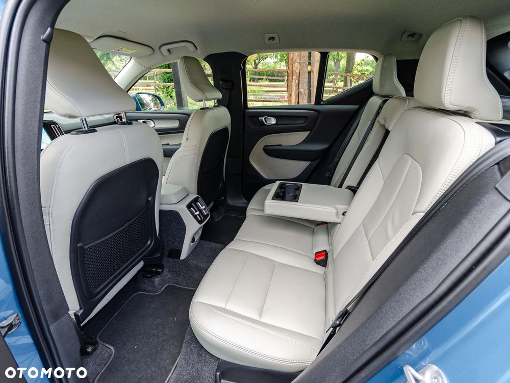 Volvo XC 40 B3 Core - 26