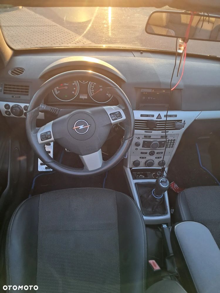 Opel Astra 1.8 Cosmo - 9