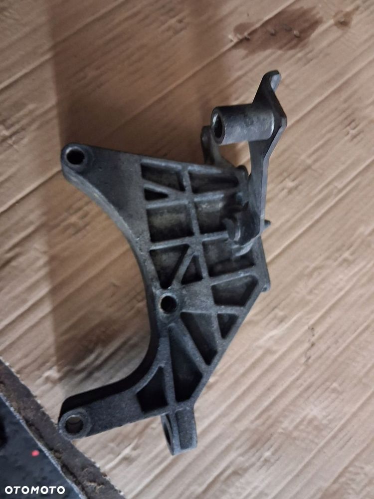 Łapa skrzyni biegów Fiat Grande Punto 500 Mito 1.3 multijet 55702834 - 3