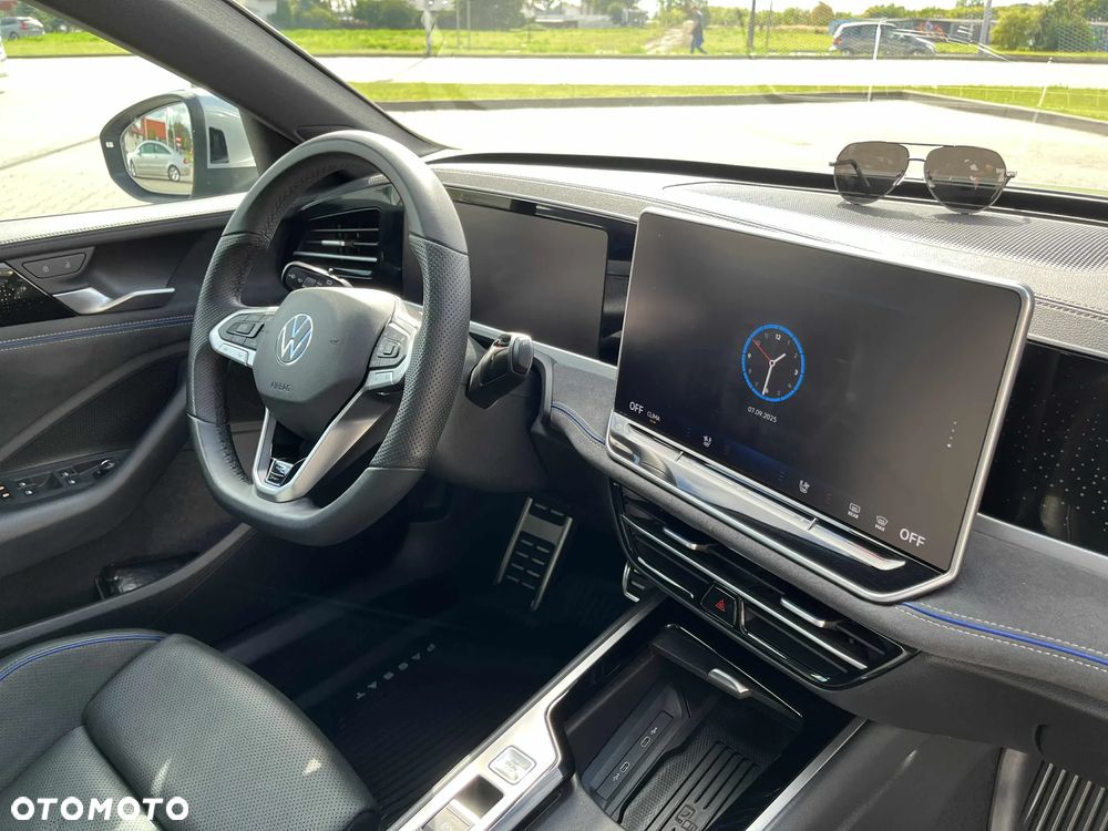 Volkswagen Passat 2.0 TSI 4Mot R-Line Plus DSG - 19