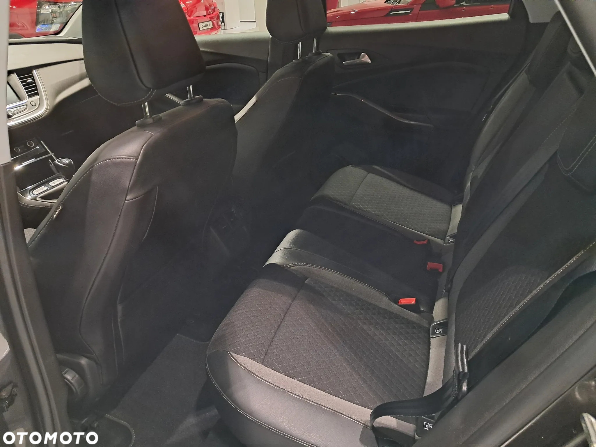 Opel Grandland X 1.2 T GPF Enjoy S&S - 20
