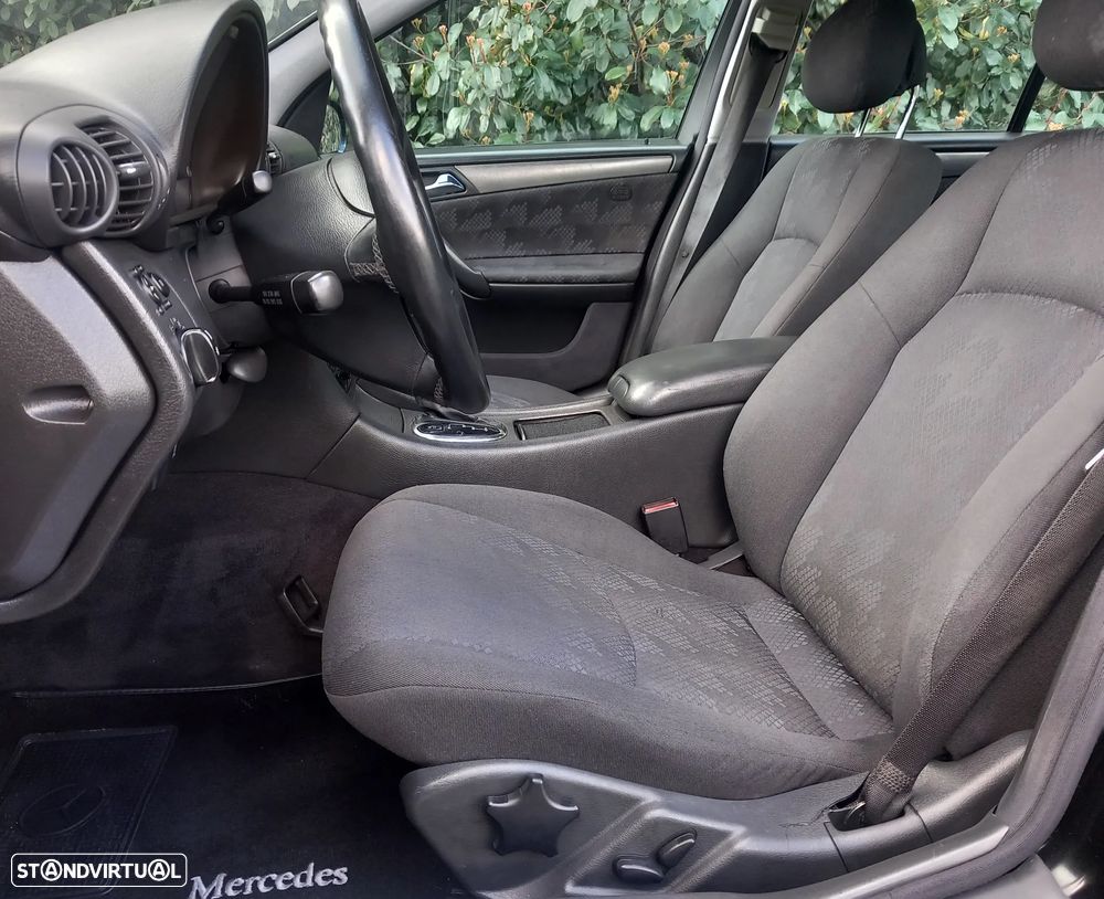 Mercedes-Benz C 220 - 6