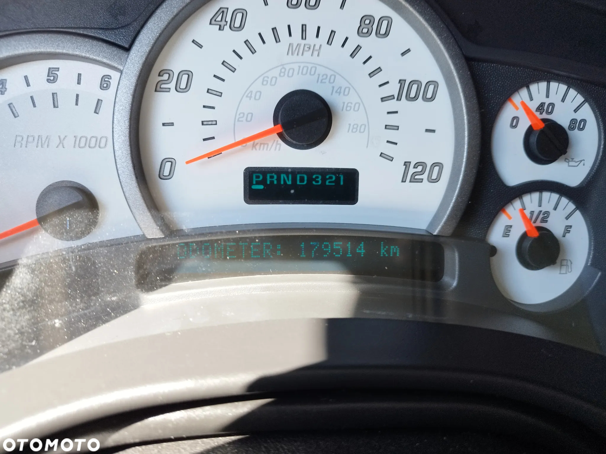 Hummer H2 6.0 V8 - 30