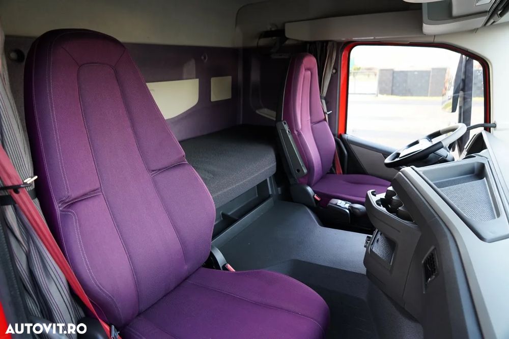 Volvo FM 430 / FULL ADR / GREUTATE: 6.500 KG / CABINĂ JOSĂ / 2022 / DUPĂ CONTRACT DE SERVICE GOLD / - 32