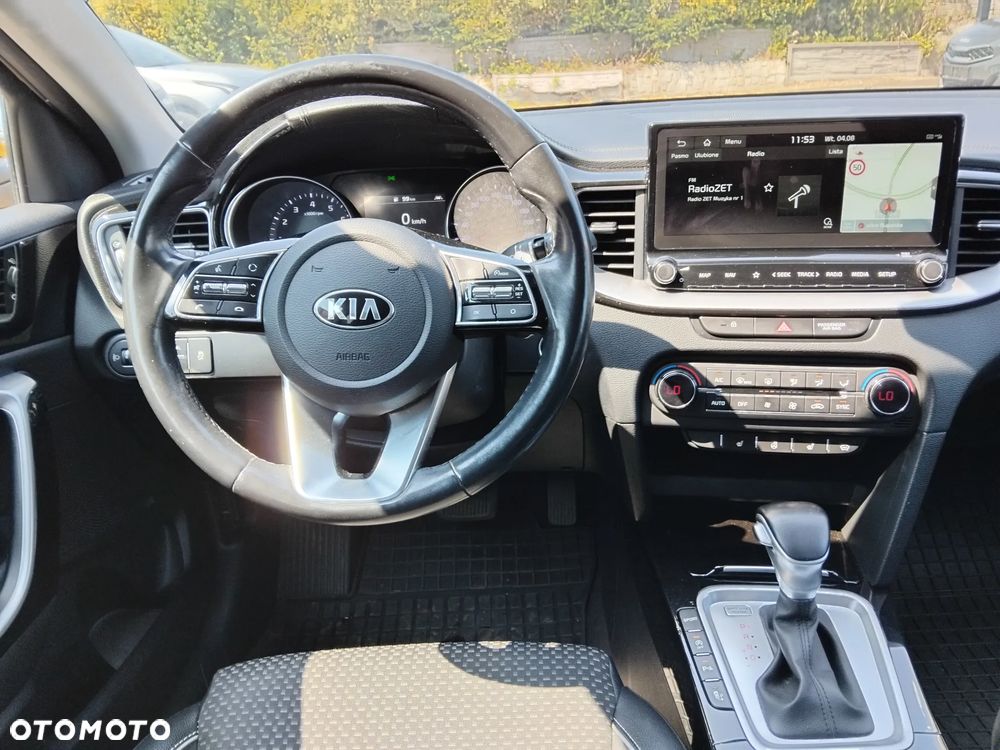Kia XCeed 1.6 T-GDI L Business Line DCT - 10
