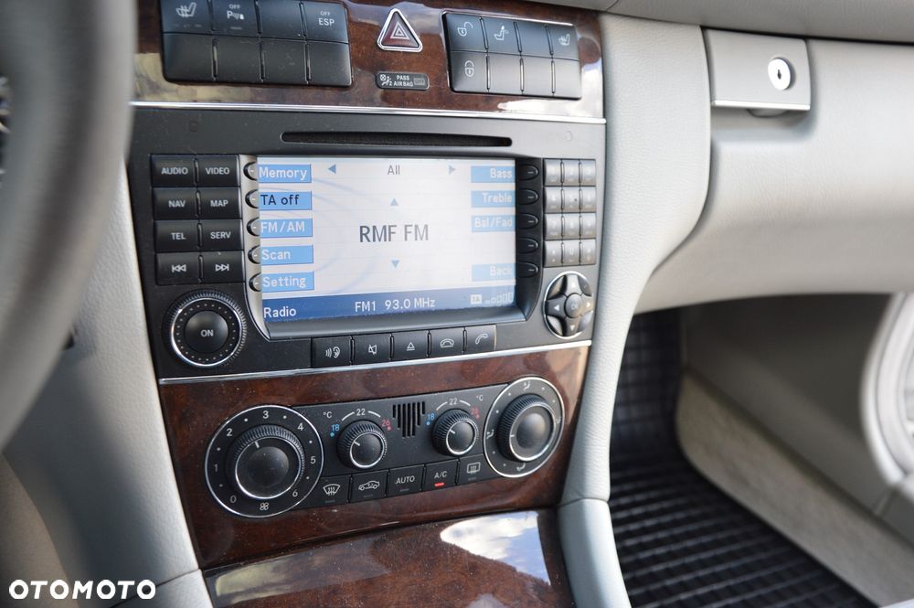 Mercedes-Benz Klasa C 280 7G-TRONIC Elegance - 32