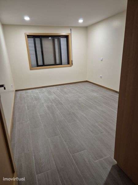 Arrendo andar moradia t3 - Grande imagem: 2/8