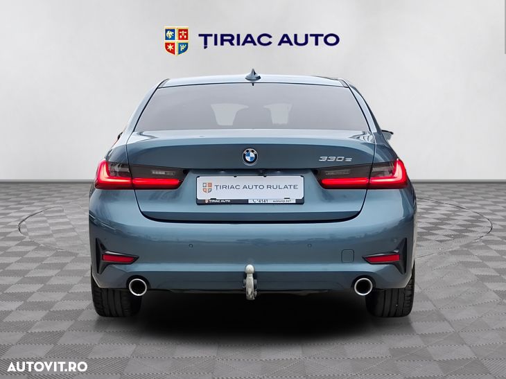 BMW Seria 3 330e Aut. - 5