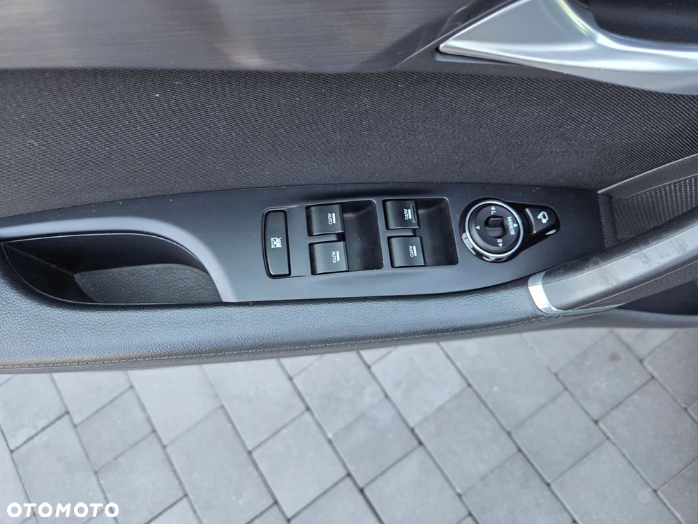 Hyundai i40 Kombi blue 1.7 CRDi Premium - 15