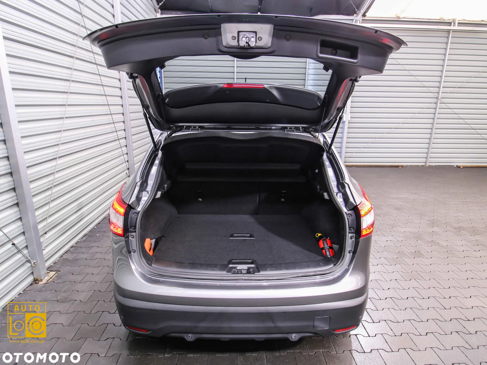 Nissan Qashqai 1.2 DIG-T N-Connecta EU6 - 14