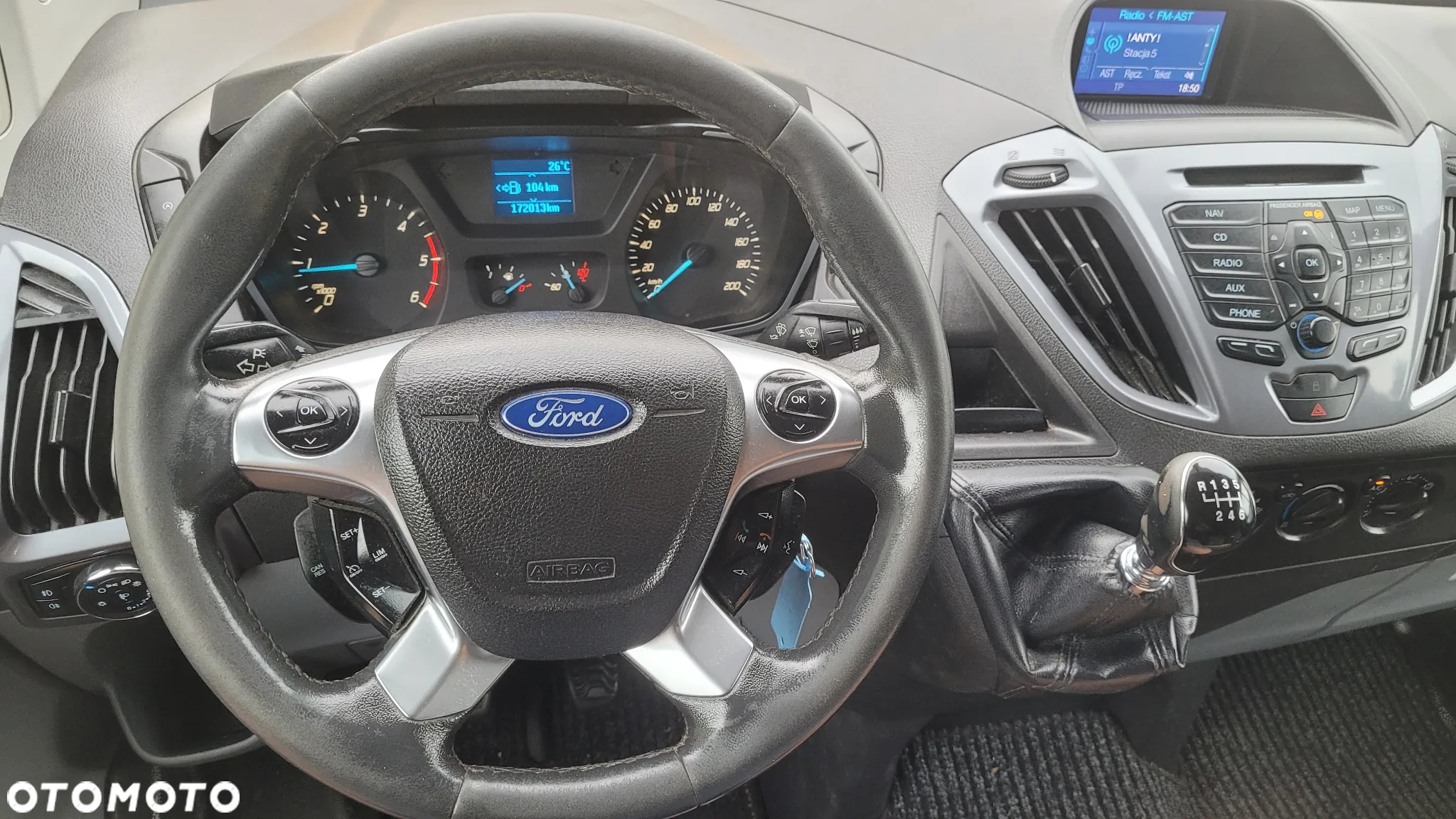 Ford TRANSIT CUSTOM LIMITED L2 2.2TDCI-155PS - 15