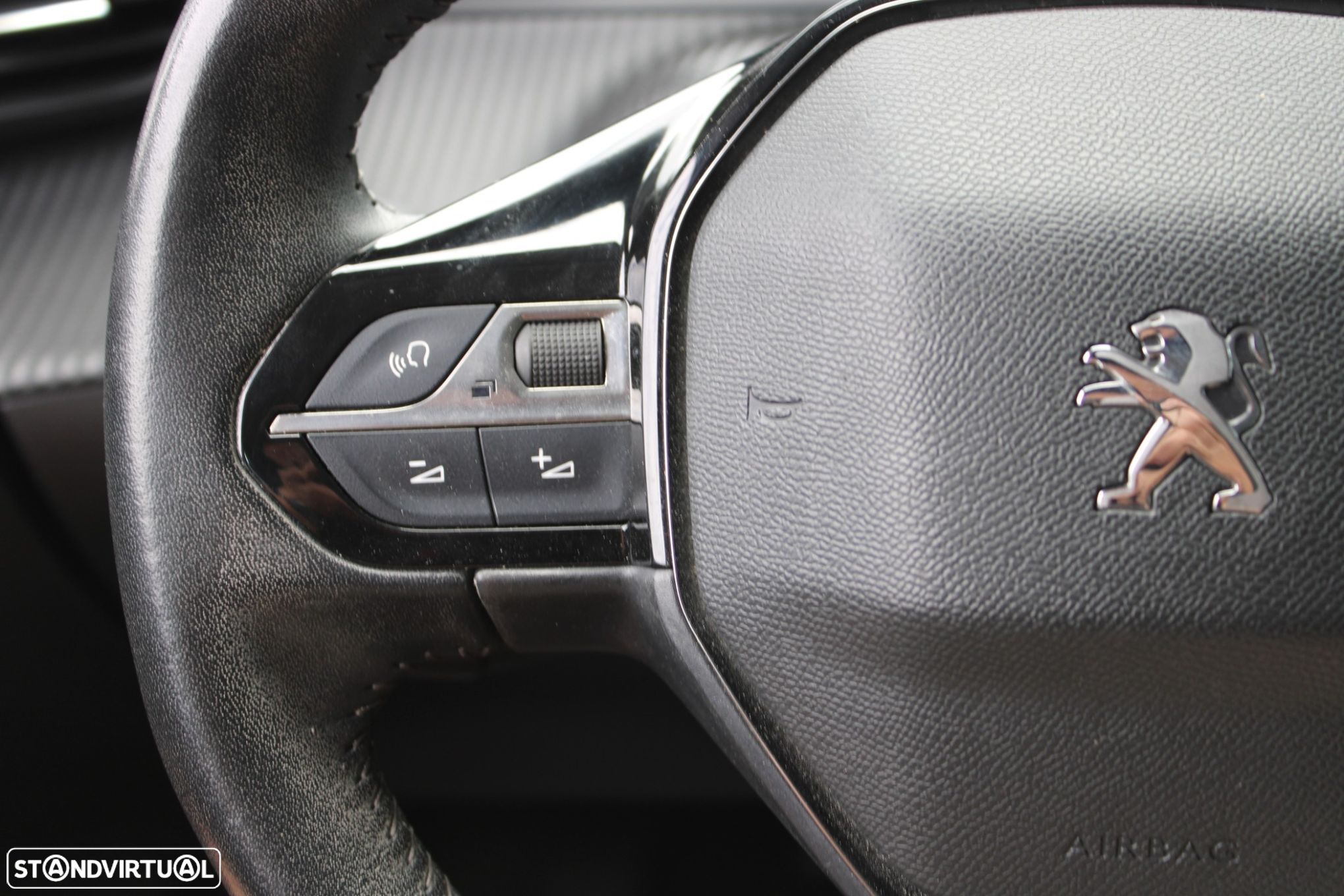 Peugeot e-208 50 kWh Active Pack - 10