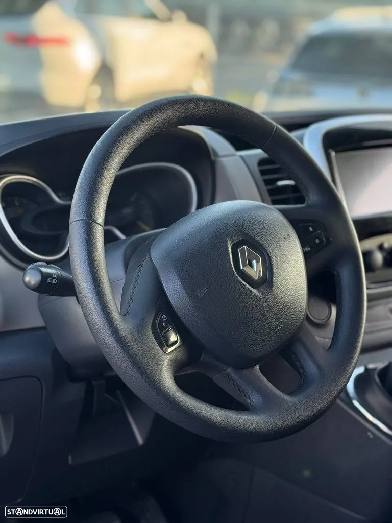 Renault trafic - 6