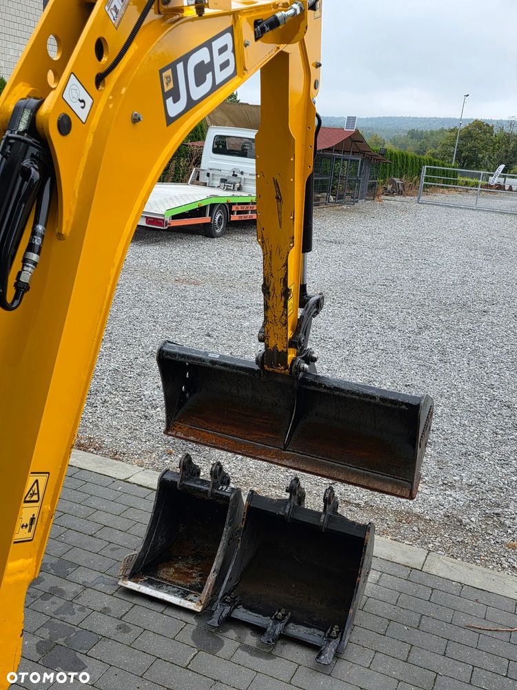 JCB JCB 16 C-1 mini koparka 3 łyżki szybkozłącze 19c1 sprowadzona 8018 serwisowana - 10