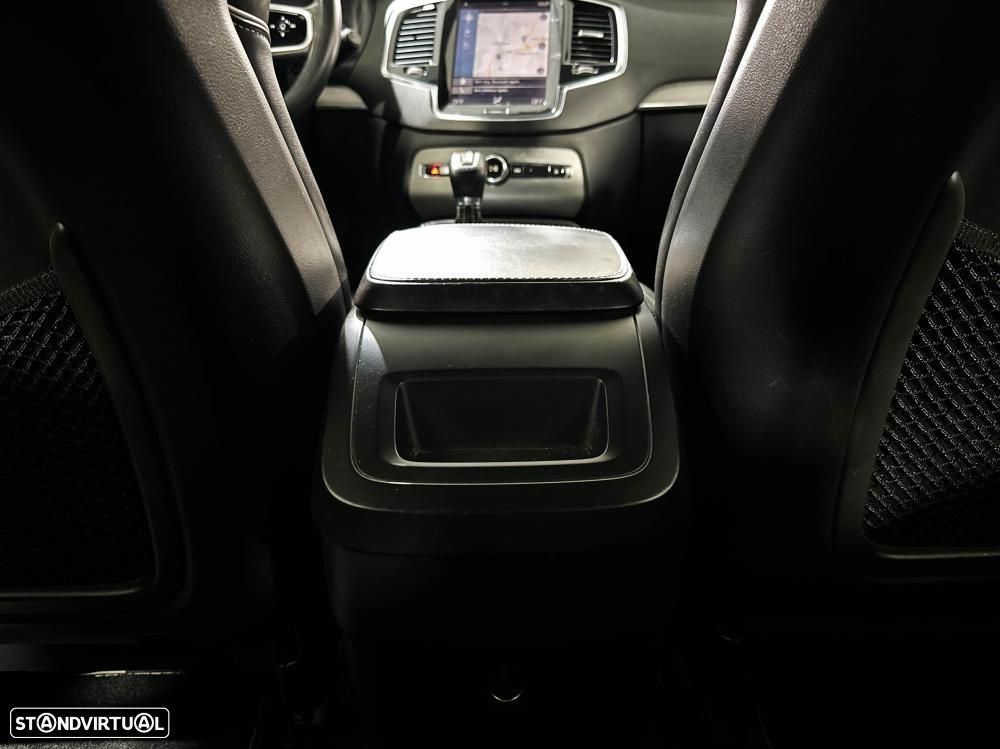 Volvo XC 90 2.0 D4 R-Design - 28