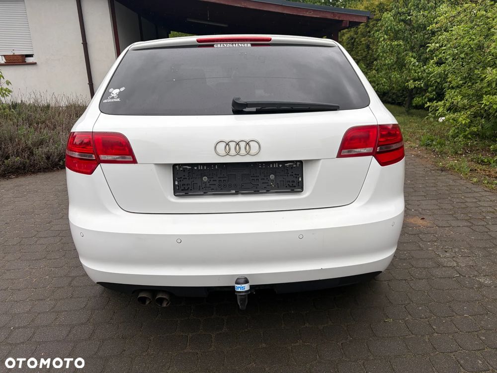 Audi A3 Sportback 1.4 TFSI Attraction - 8