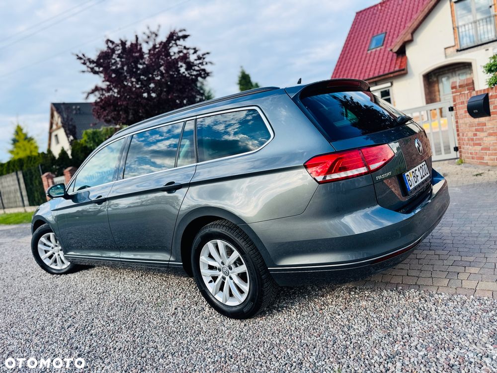 Volkswagen Passat Variant 2.0 TDI DSG (BlueMotion Technology) Comfortline - 32