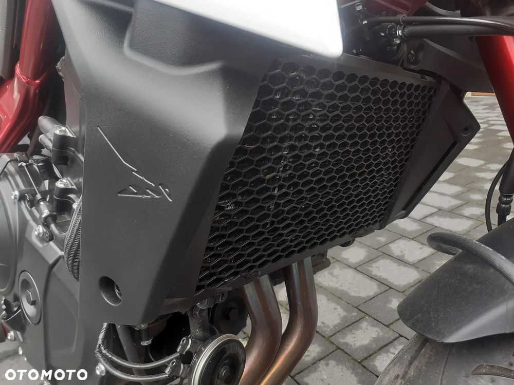 Honda Hornet - 12