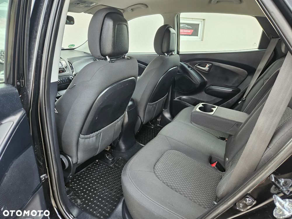Hyundai ix35 1.6 2WD UEFA EURO 2012 Edition - 13