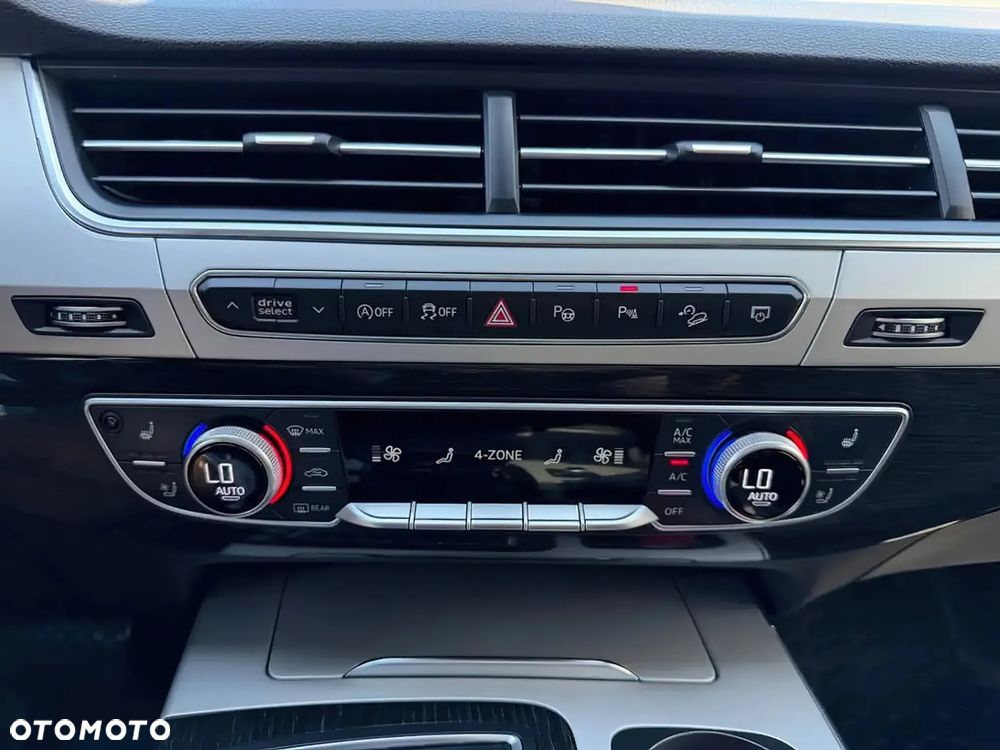 Audi Q7 3.0 TFSI Quattro Tiptronic - 11