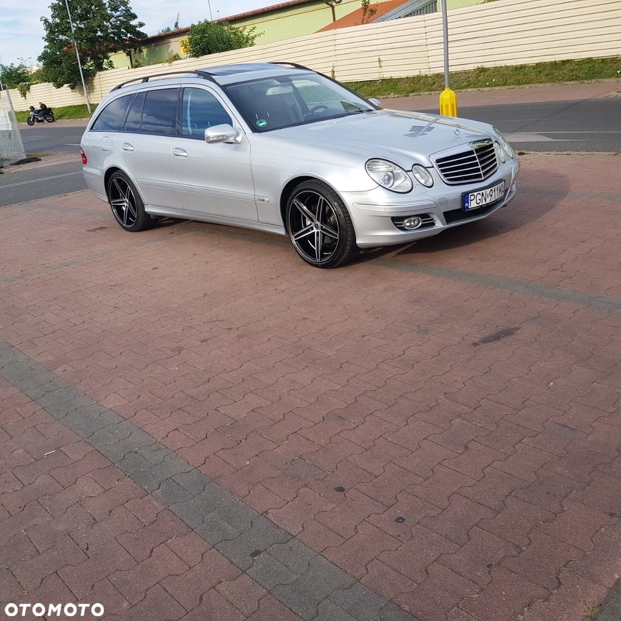 Mercedes-Benz Klasa E 200 T Kompressor Automatik Avantgarde - 33