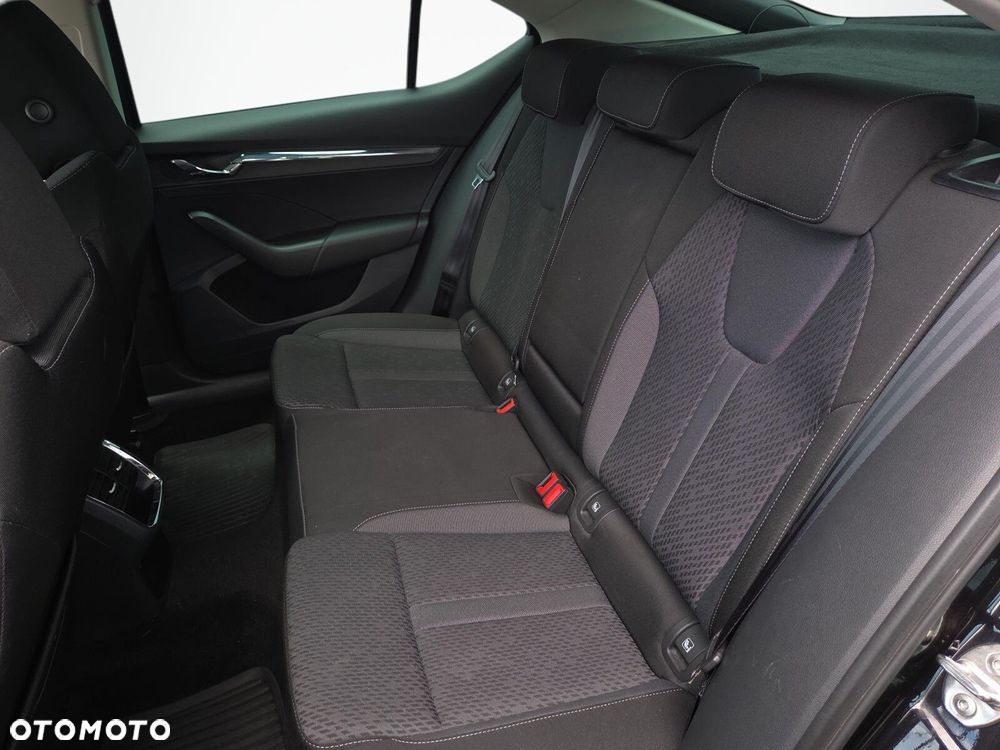 Skoda Octavia 2.0 TDI 4x4 Style DSG - 12