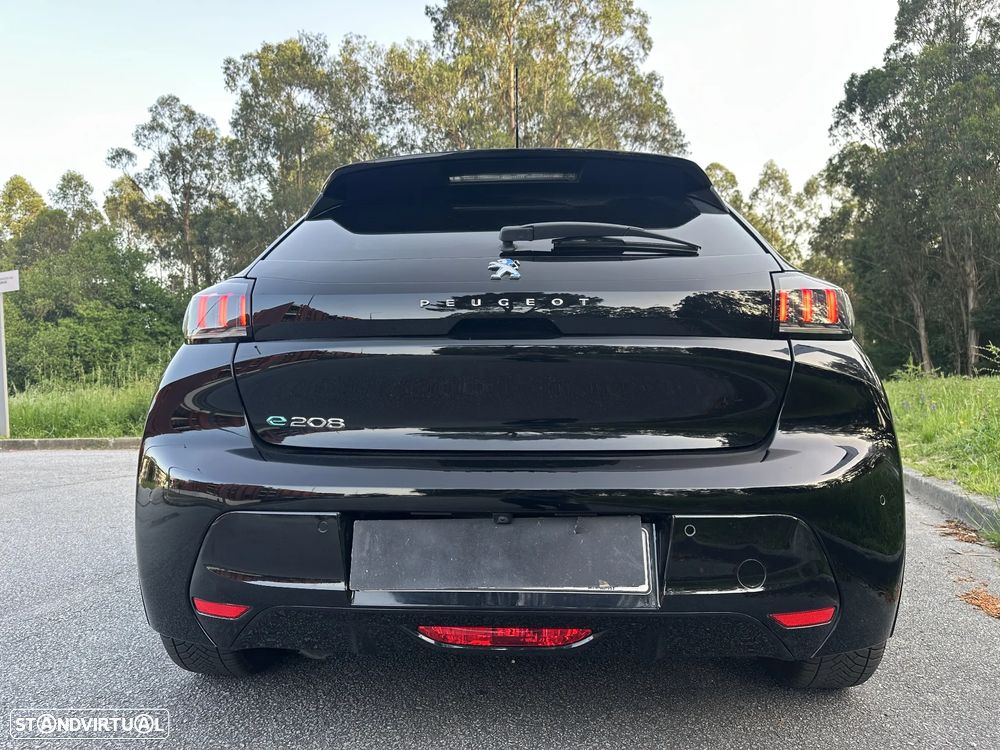 Peugeot e-208 Allure+ - 11