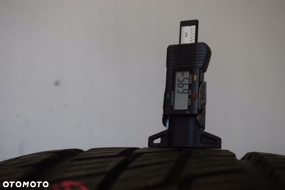 R22 285/40 Toyo Open Country H/P pojedyncza - 4