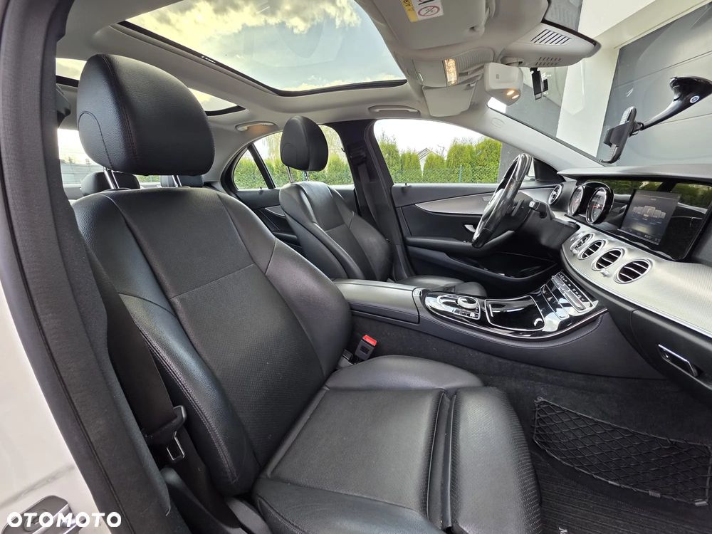 Mercedes-Benz Klasa E - 14