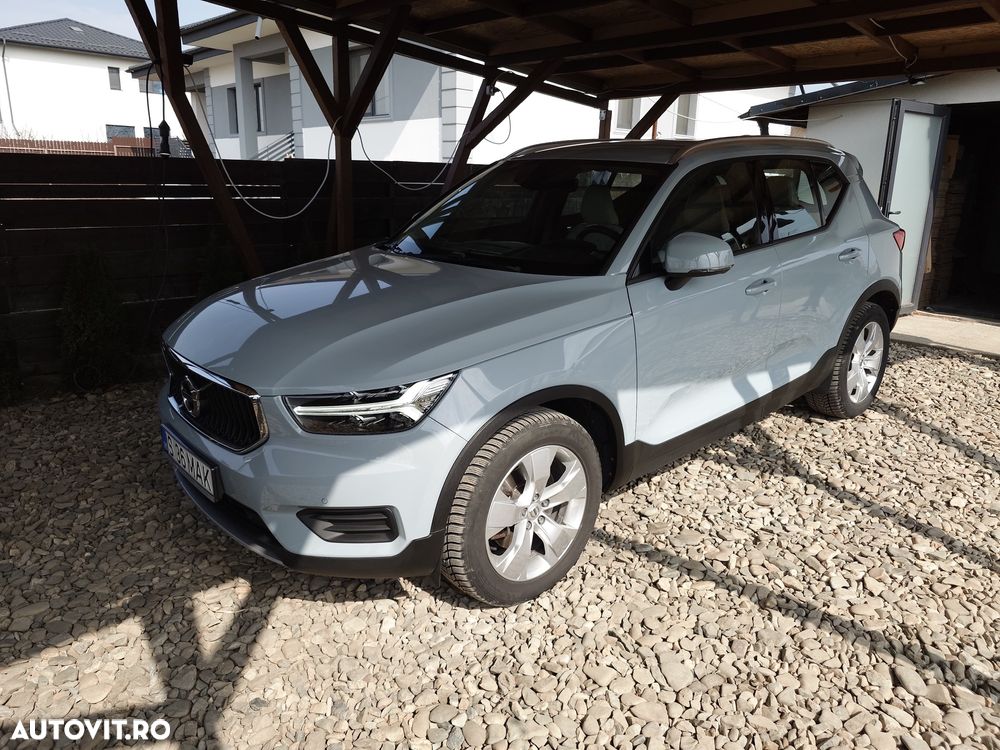 Volvo XC 40 D3 AWD Momentum - 4