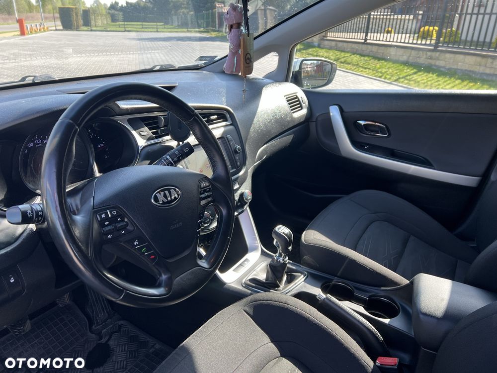 Kia Ceed - 7