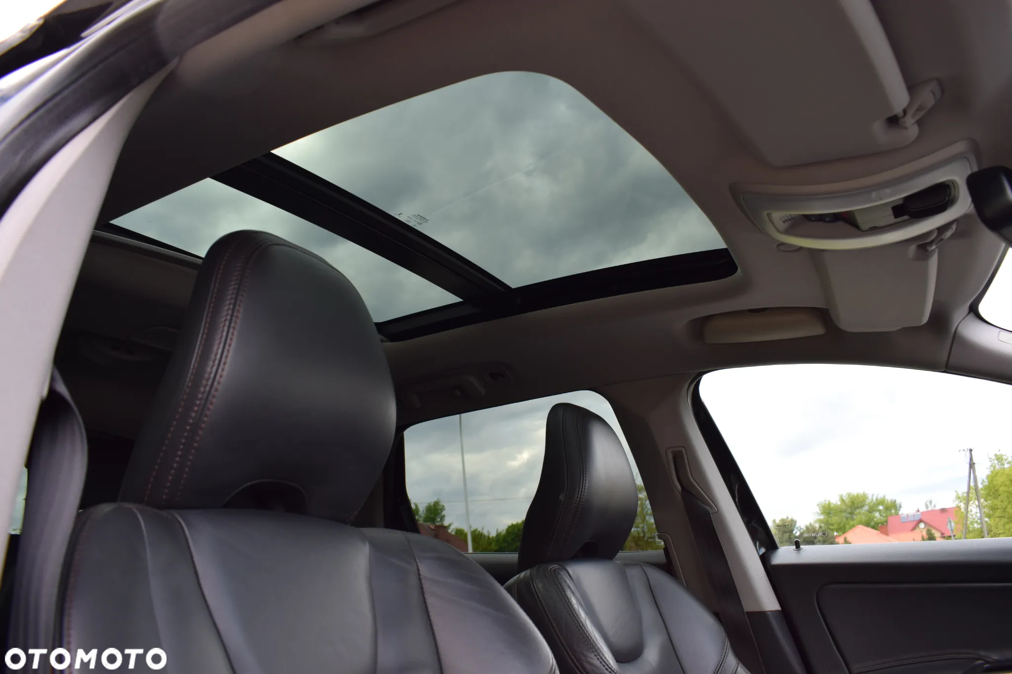 Volvo XC 60 - 30