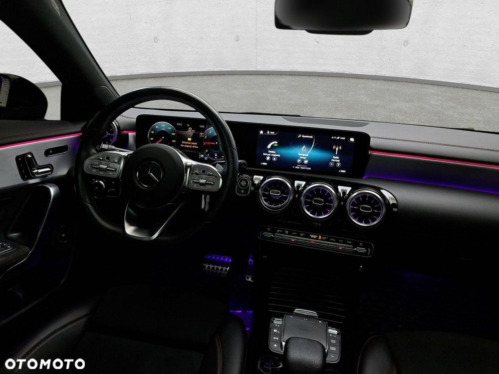 Mercedes-Benz CLA - 10