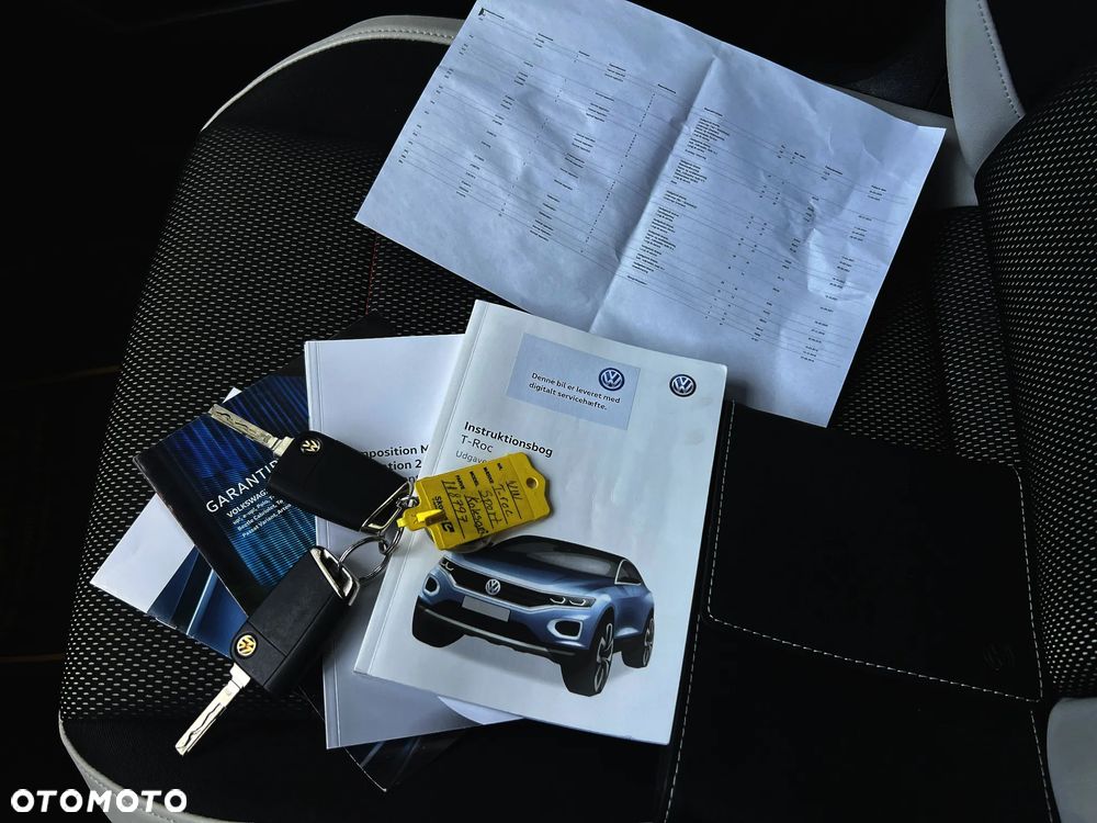 Volkswagen T-Roc 2.0 TSI OPF 4MOTION DSG Sport - 35