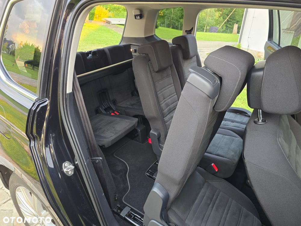 Volkswagen Touran 2.0 TDI BMT Highline DSG - 33