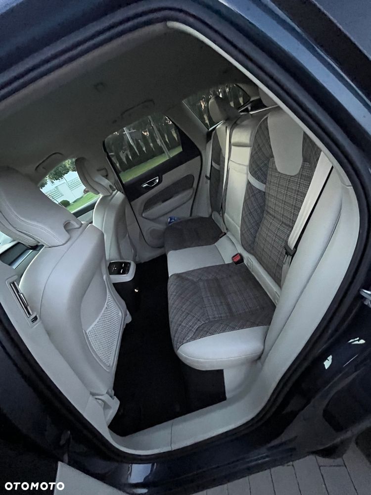Volvo XC 60 D4 Geartronic Momentum Pro - 14