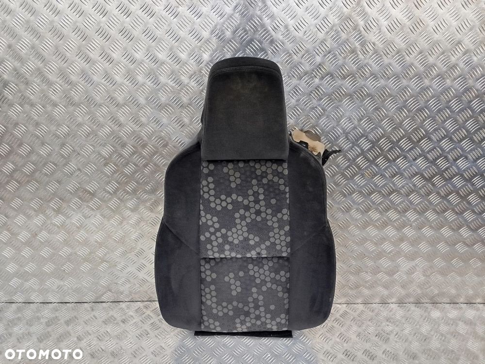OPARCIE PODGRZEWANE FOTELA RECARO SCANIA - 1