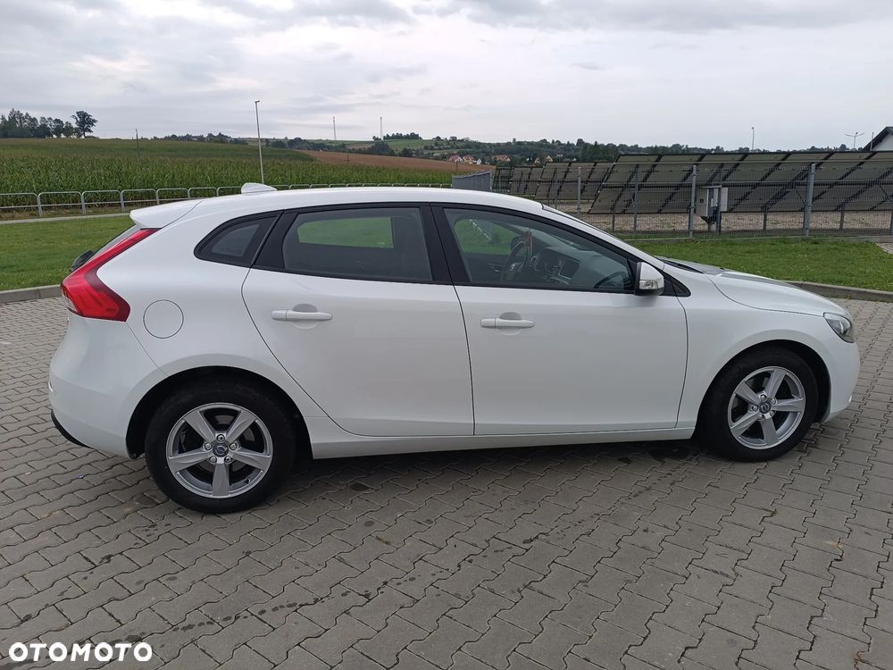 Volvo V40 D2 Drive-E Summum - 5