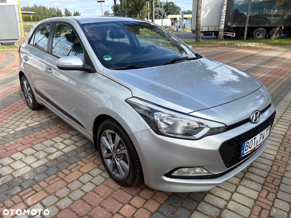 Hyundai i20 blue 1.2 Advantage+ - 16