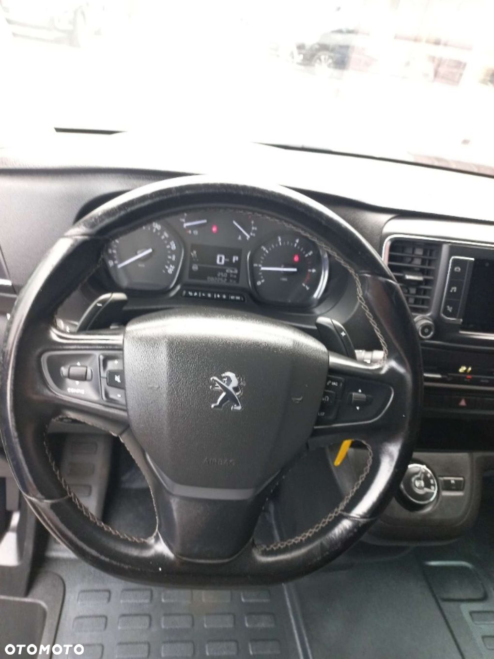 Peugeot Expert - 13
